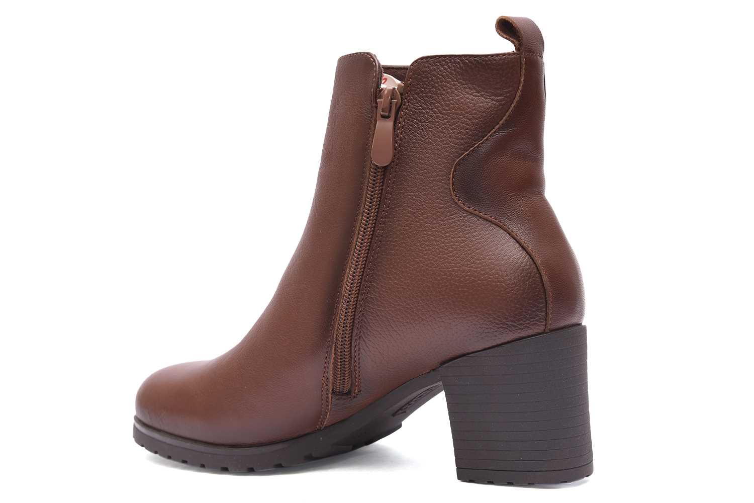 BOTA MARRON TACON MEDIO MARCA TREINTA´S - Imagen 3